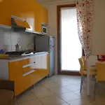 Cozy Ground-floor With Garden And Pool 公寓 比比翁